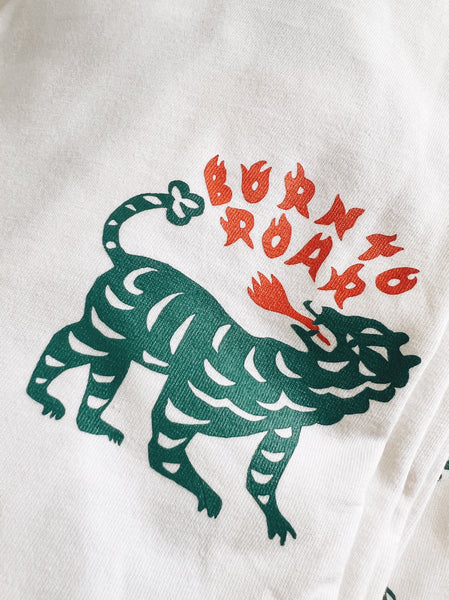 Born to Roar - Unisex organic cotton t-shirt